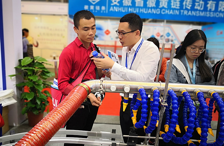 銳天科技攜手風刀產(chǎn)品亮相展會