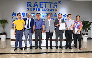 發(fā)展合作機(jī)會(huì) 共建互利雙贏，歡迎韓國(guó)商工會(huì)會(huì)長(zhǎng)和韓國(guó)總代理商蒞臨我司參觀了解交流